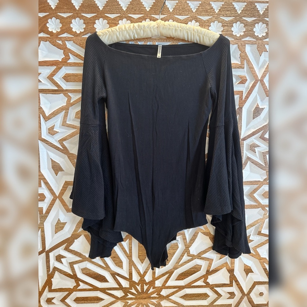 Off the Shoulder Bell Sleeve Onesie - Emma & Sam - L